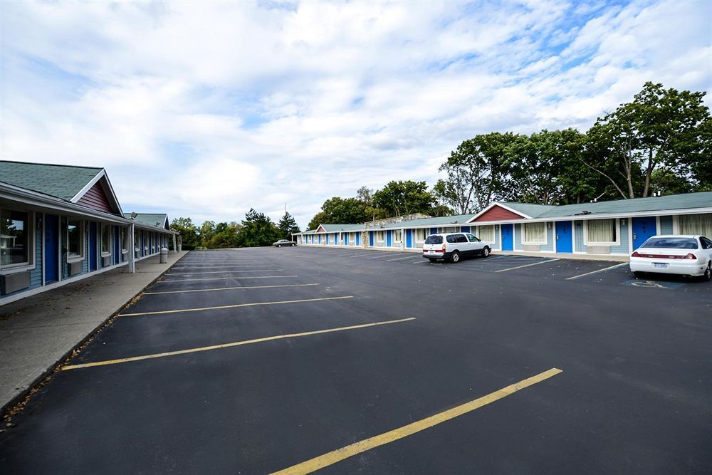 Americas Best Value Inn & Suites Jackson Exterior photo