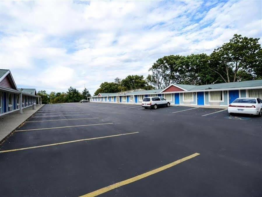 Americas Best Value Inn & Suites Jackson Exterior photo